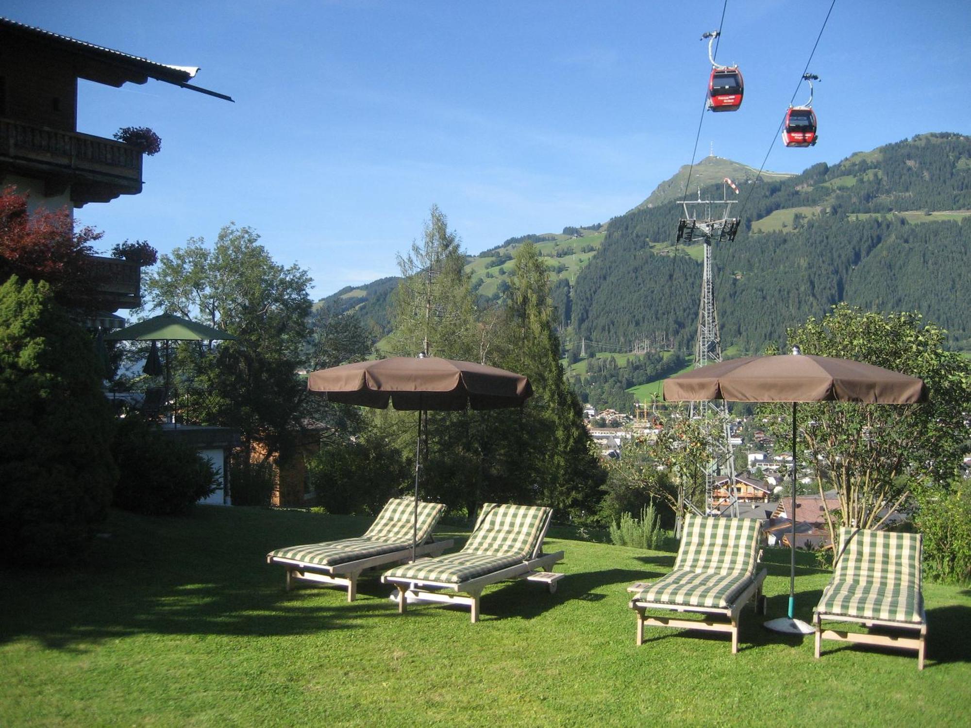 Pension Hinterseer Kitzbuhel Exterior photo